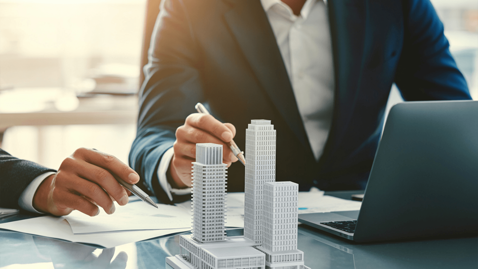 에이치엔비테크 메인 비주얼 2